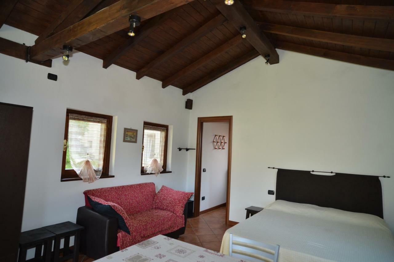 Il Basciutin Apartment Pettenasco Exterior photo